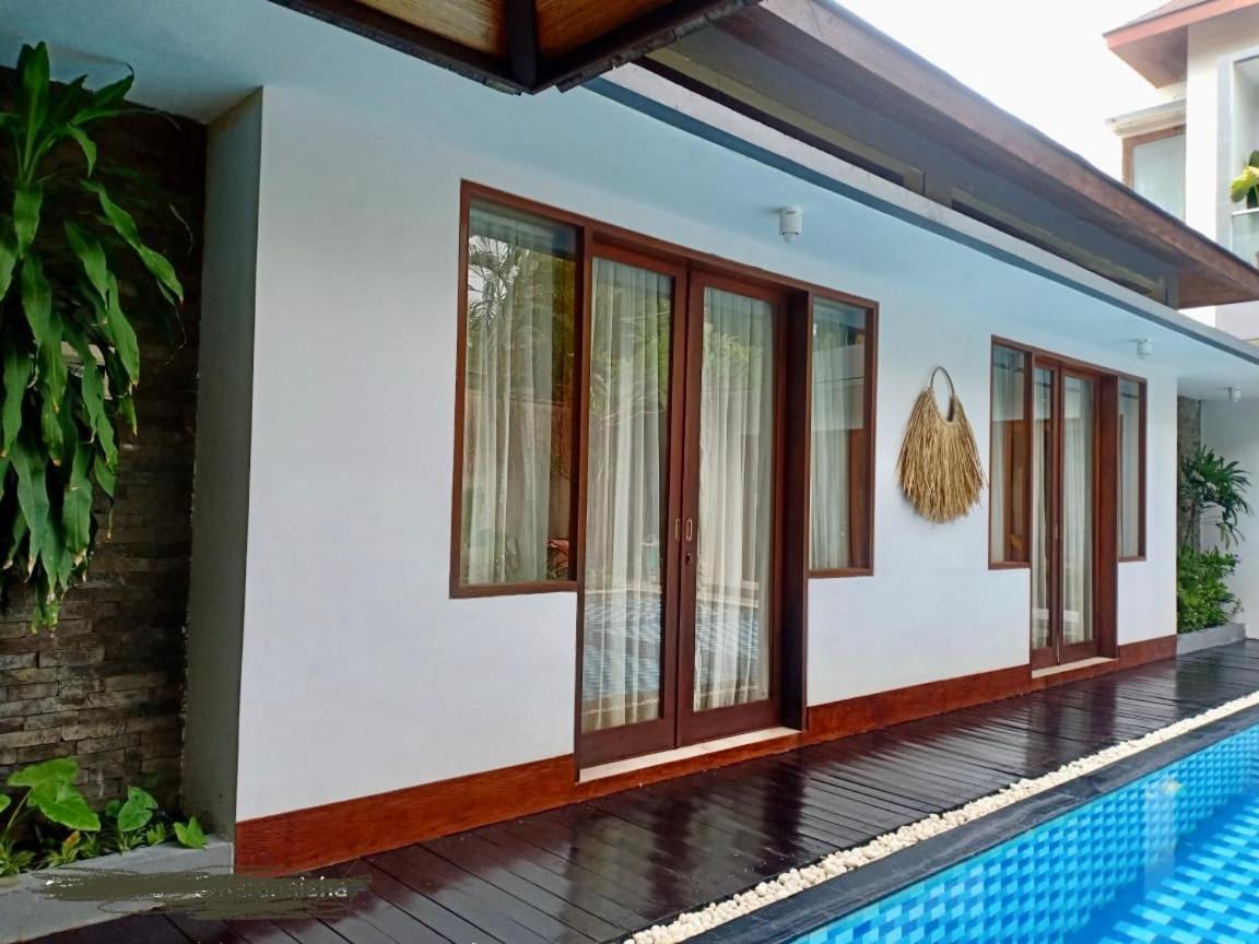 Villa Travis Seminyak Kültér fotó