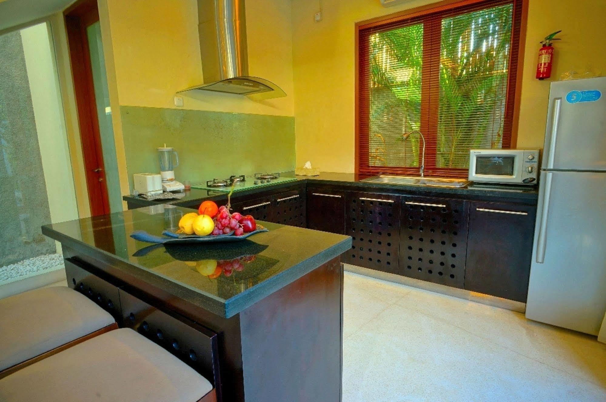 Villa Travis Seminyak Kültér fotó