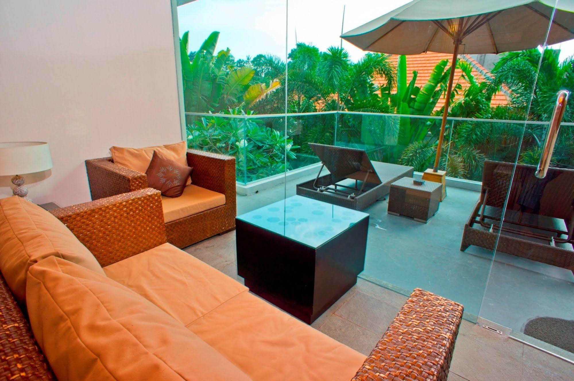 Villa Travis Seminyak Kültér fotó
