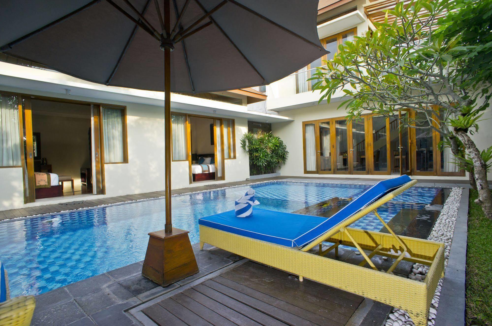 Villa Travis Seminyak Kültér fotó