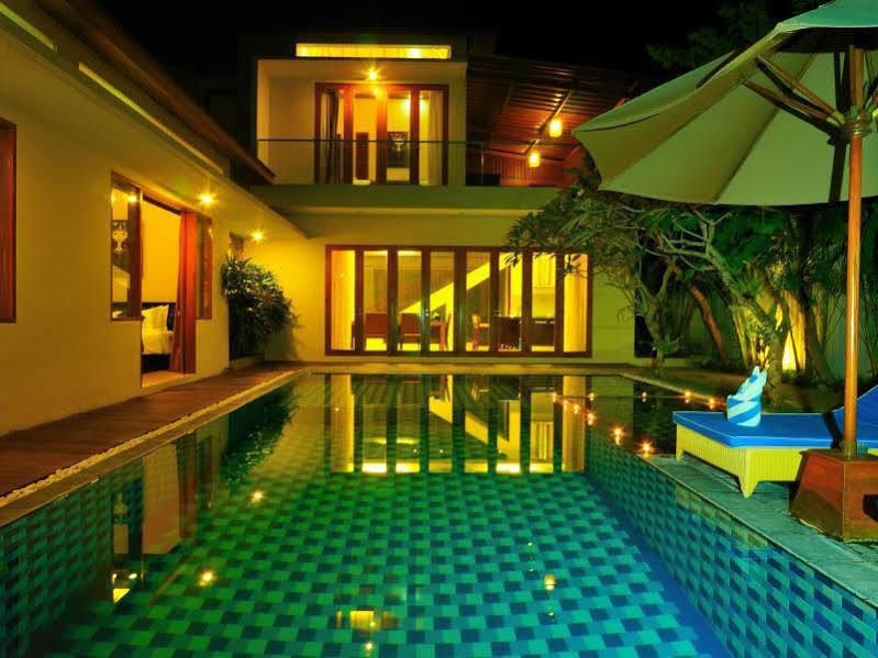 Villa Travis Seminyak Kültér fotó